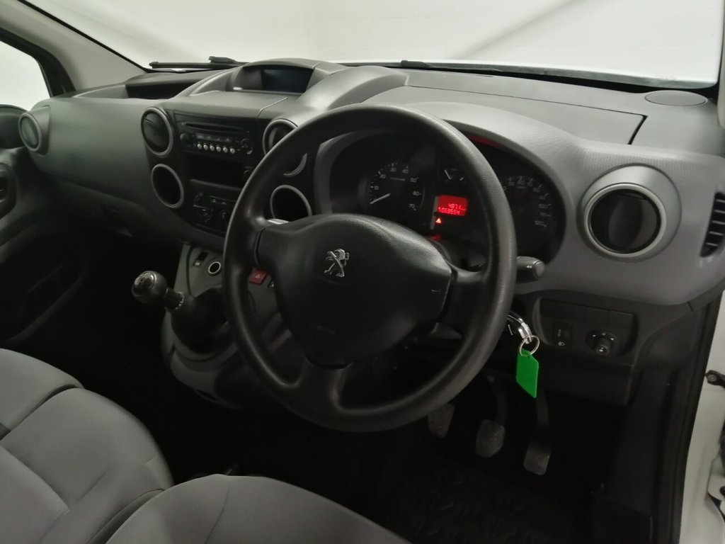 Used Peugeot Partner 2015 for sale - 77037807: Photo 8