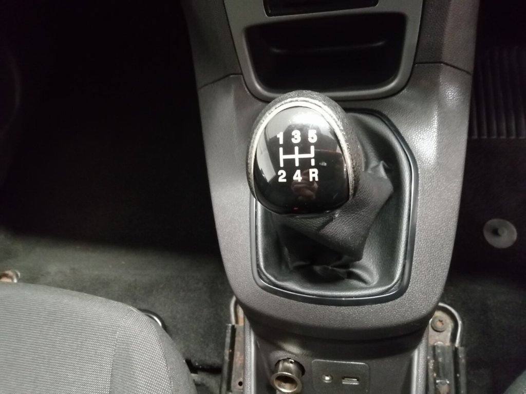 Used Ford Fiesta Van 2015 for sale - 75854087: Photo 14