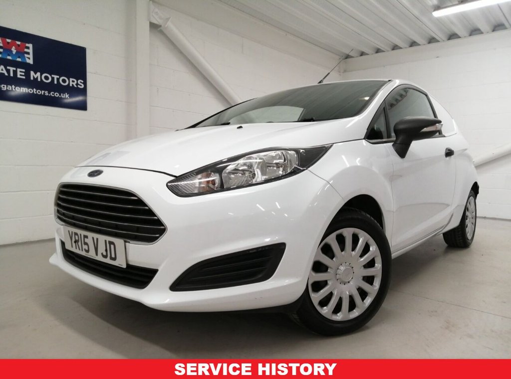 Used Ford Fiesta Van 2015 for sale - 75854087: Photo 2