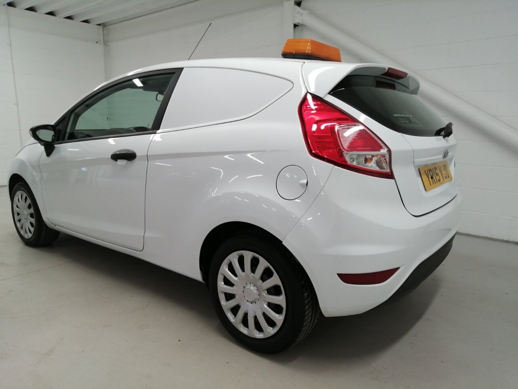 Used Ford Fiesta Van 2015 for sale - 75854087: Photo 21