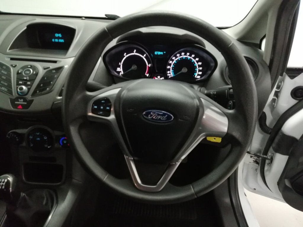 Used Ford Fiesta Van 2015 for sale - 75854087: Photo 8