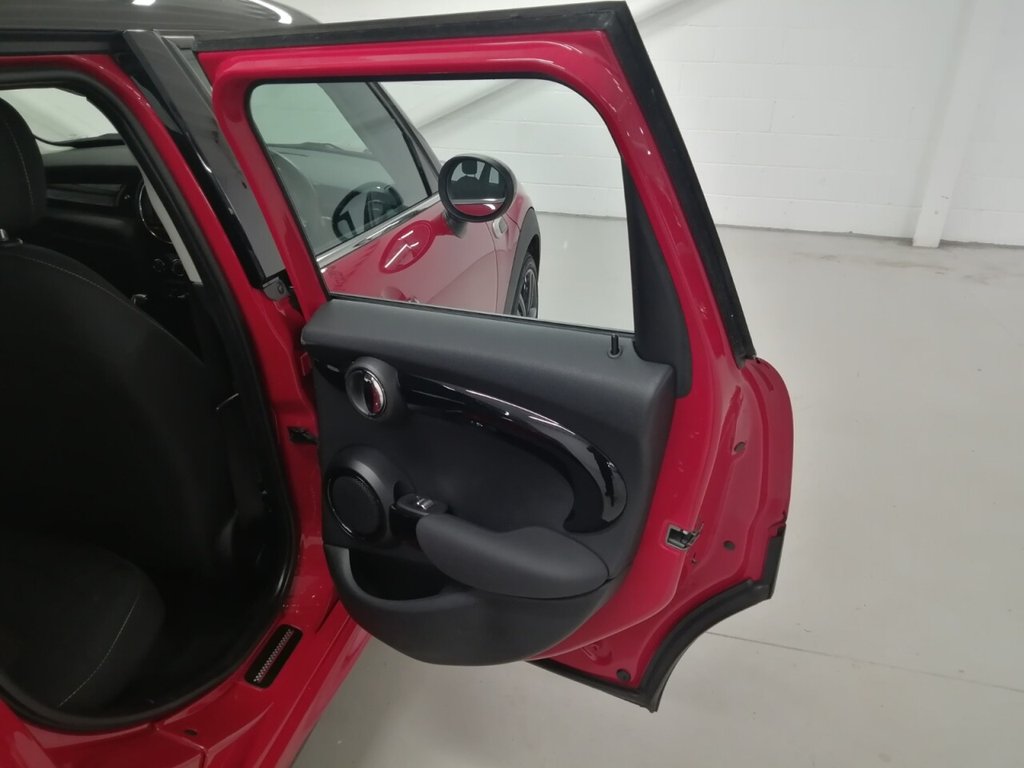 Used MINI Hatch 2017 for sale - 76406253: Photo 31