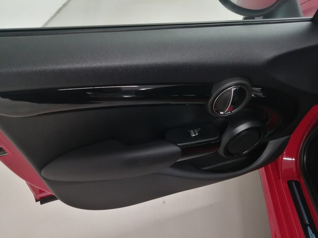 Used MINI Hatch 2017 for sale - 76406253: Photo 47