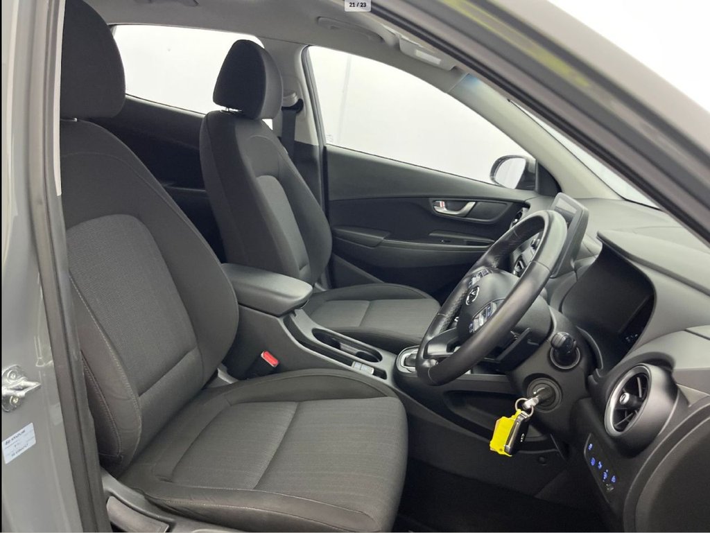 Used Hyundai KONA 2021 for sale - 76386591: Photo 4