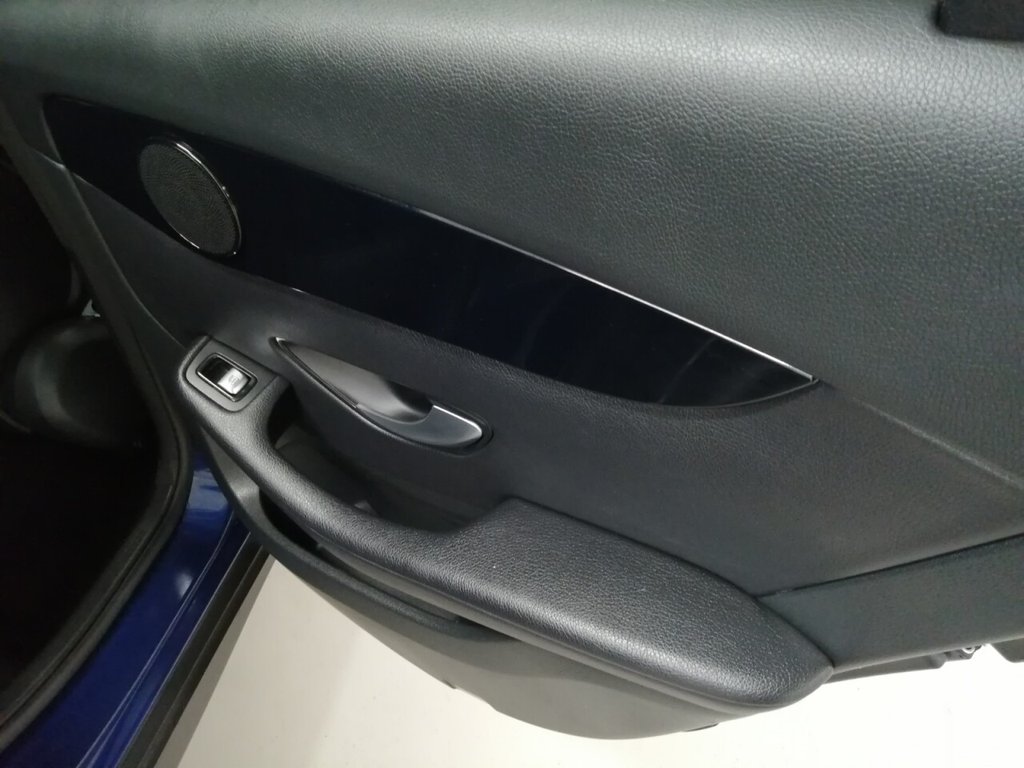 Used Mercedes-Benz GLC 2019 for sale - 76570567: Photo 43