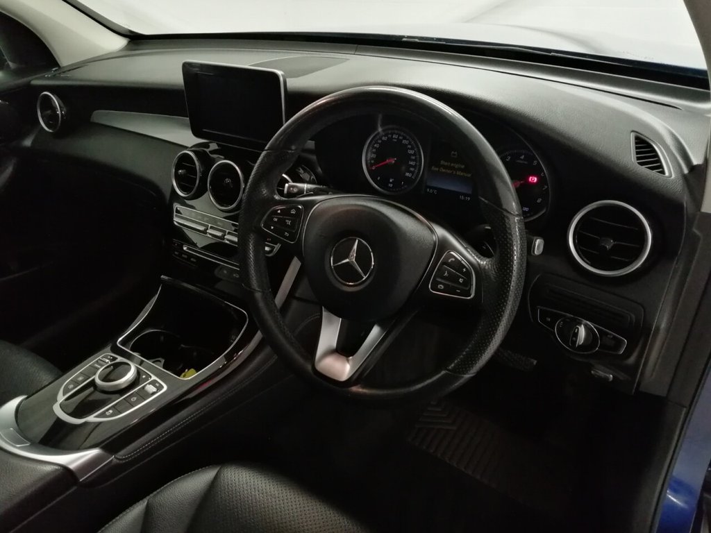 Used Mercedes-Benz GLC 2019 for sale - 76570567: Photo 6