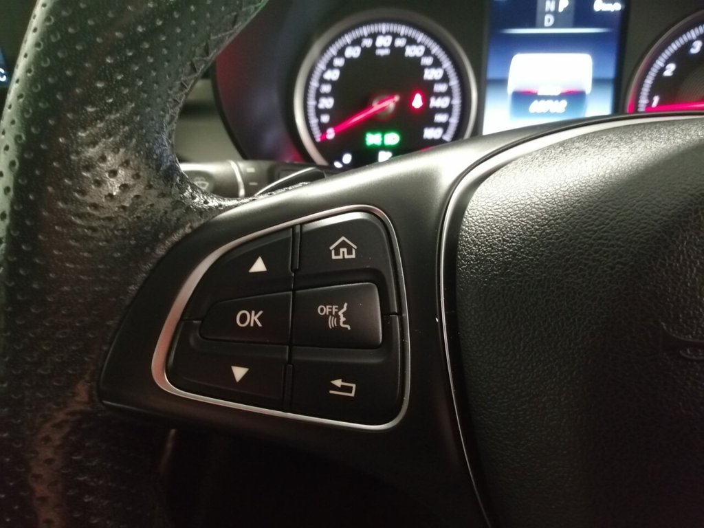 Used Mercedes-Benz GLC 2019 for sale - 76570567: Photo 8