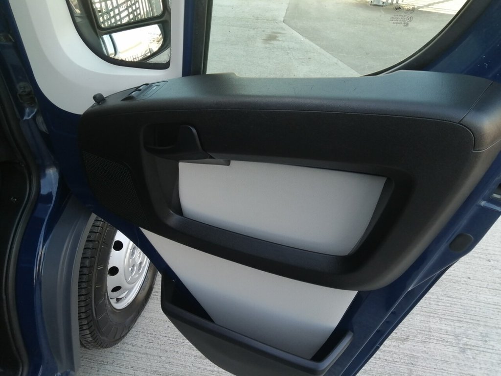 Vehicle 29
