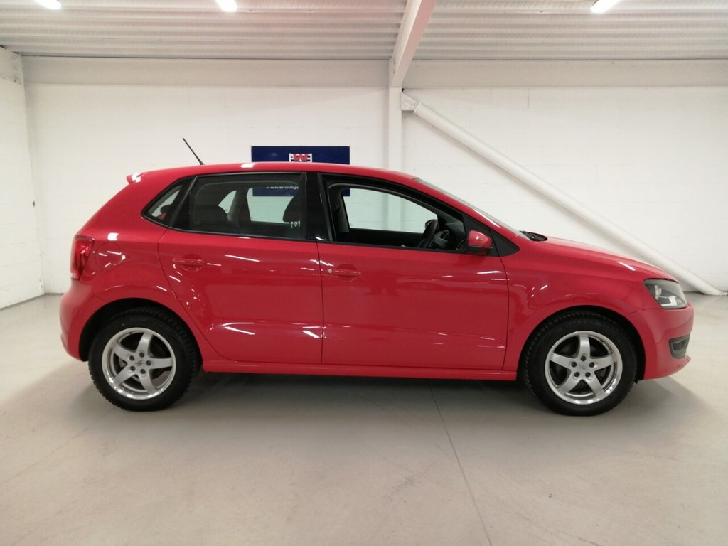 Used Volkswagen Polo 2010 for sale - 76724178: Photo 24