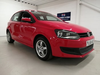 Used Volkswagen Polo 2010 for sale - 76724178: Photo