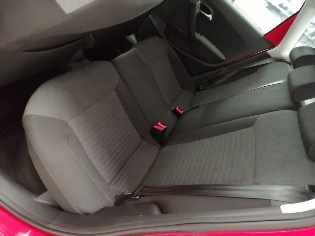 Used Volkswagen Polo 2010 for sale - 76724178: Photo 39