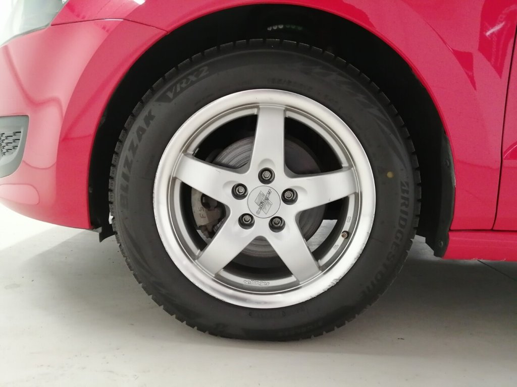 Used Volkswagen Polo 2010 for sale - 76724178: Photo 45