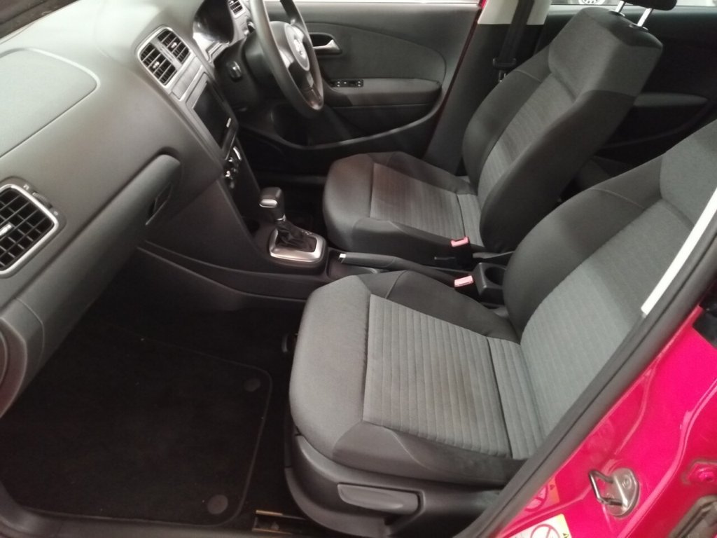 Used Volkswagen Polo 2010 for sale - 76724178: Photo 9