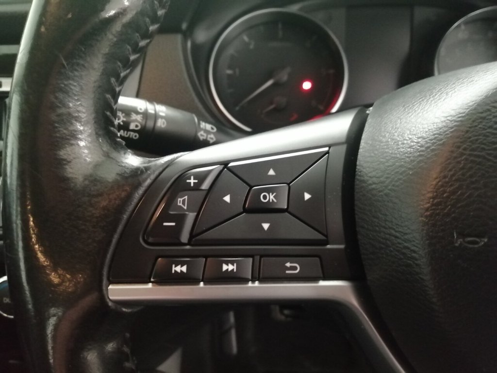 Used Nissan Qashqai 2017 for sale - 77368961: Photo 8