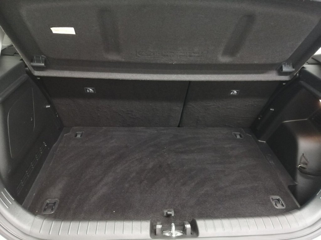 Used Hyundai i20 2022 for sale - 76417380: Photo 35