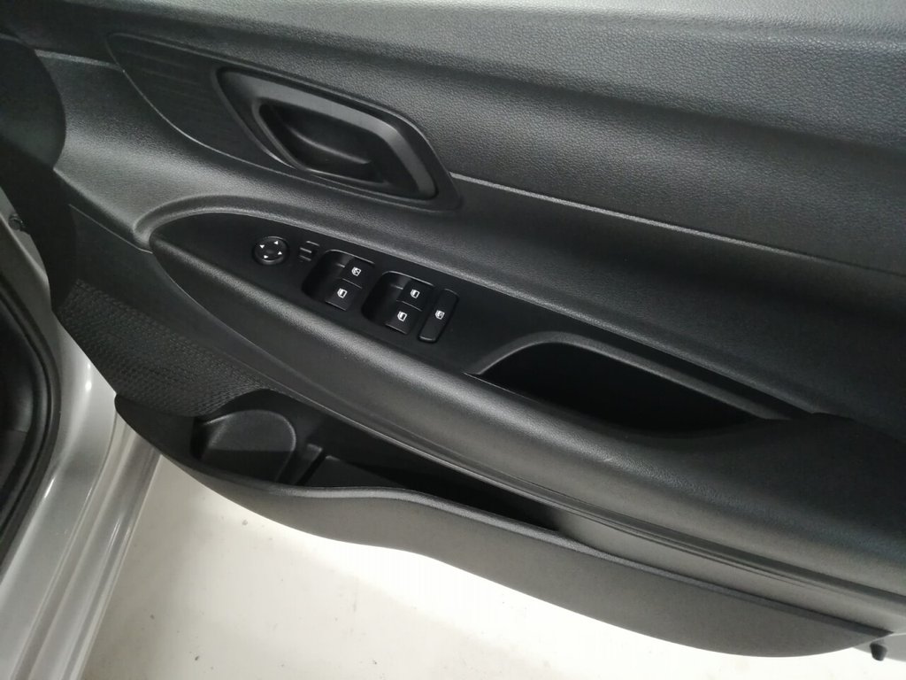 Used Hyundai i20 2022 for sale - 76417380: Photo 37