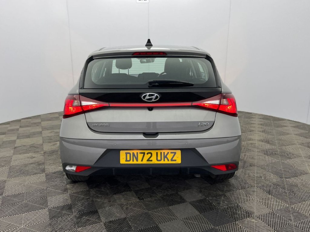 Used Hyundai i20 2022 for sale - 76417380: Photo 4