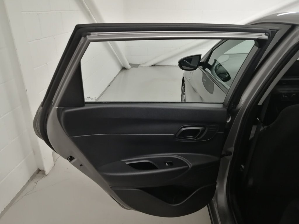 Used Hyundai i20 2022 for sale - 76417380: Photo 48