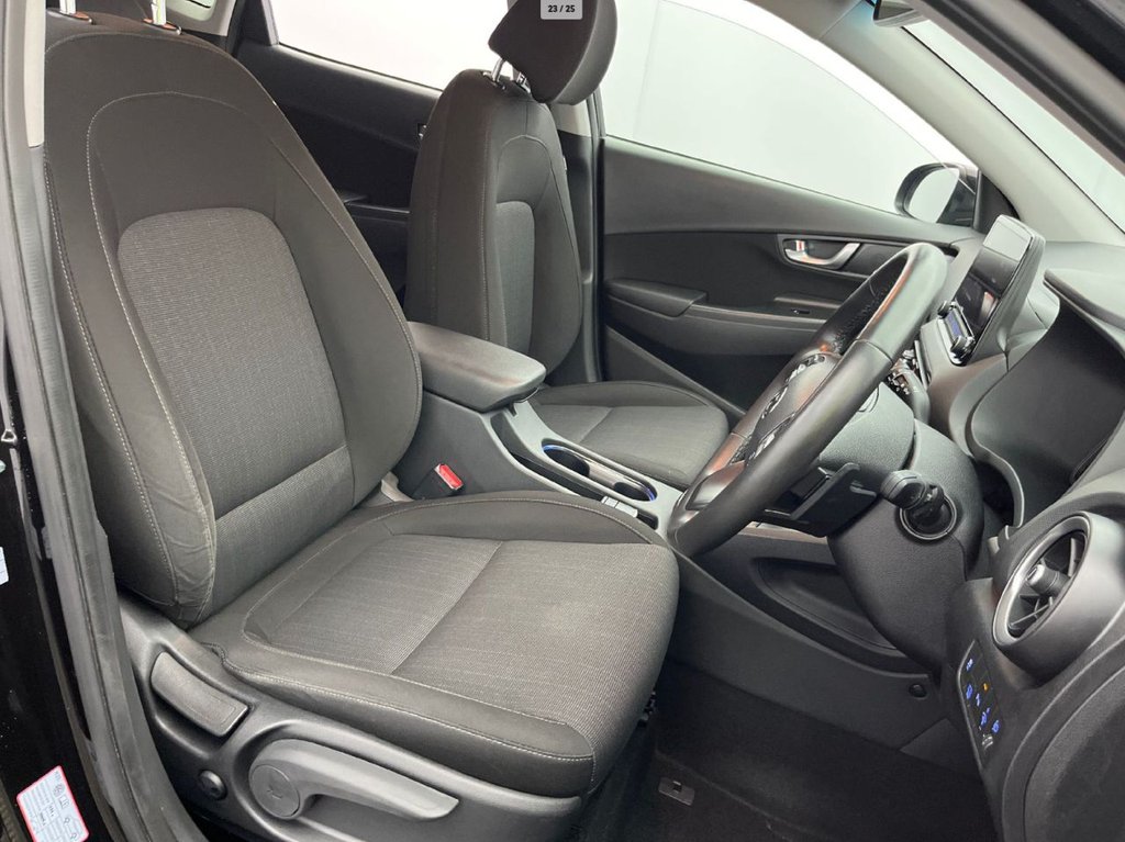 Used Hyundai KONA 2022 for sale - 77301944: Photo 6