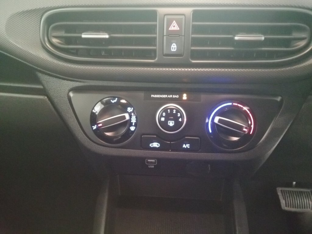 Used Hyundai i10 2022 for sale - 76210312: Photo 22