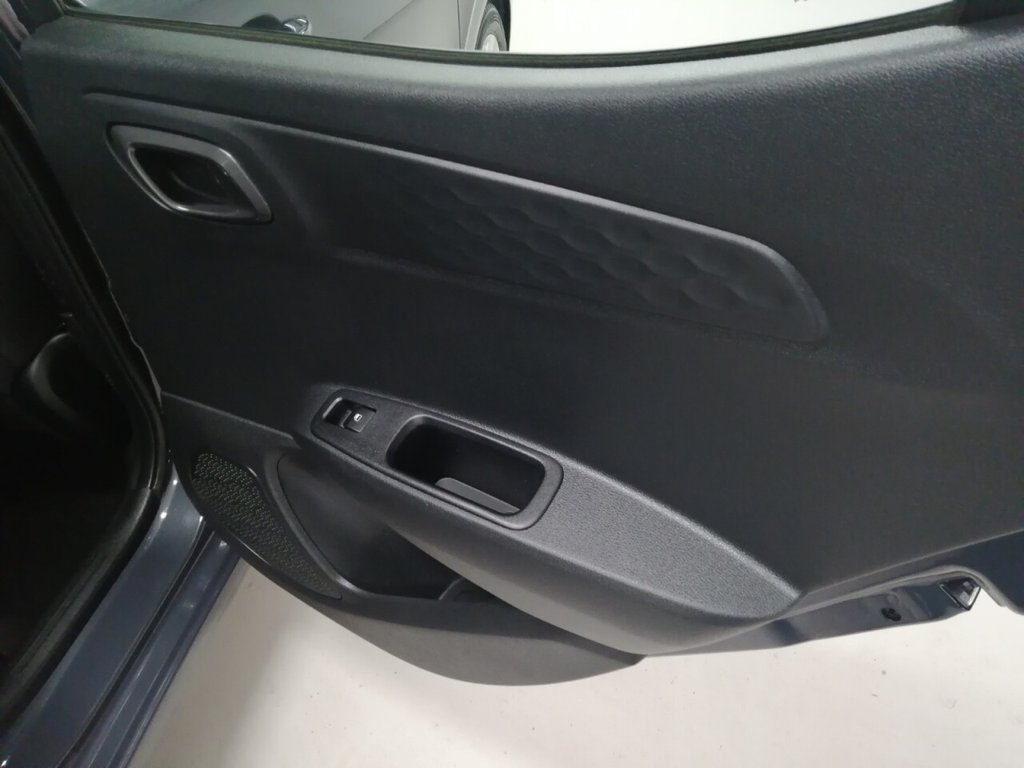 Used Hyundai i10 2022 for sale - 76210312: Photo 35