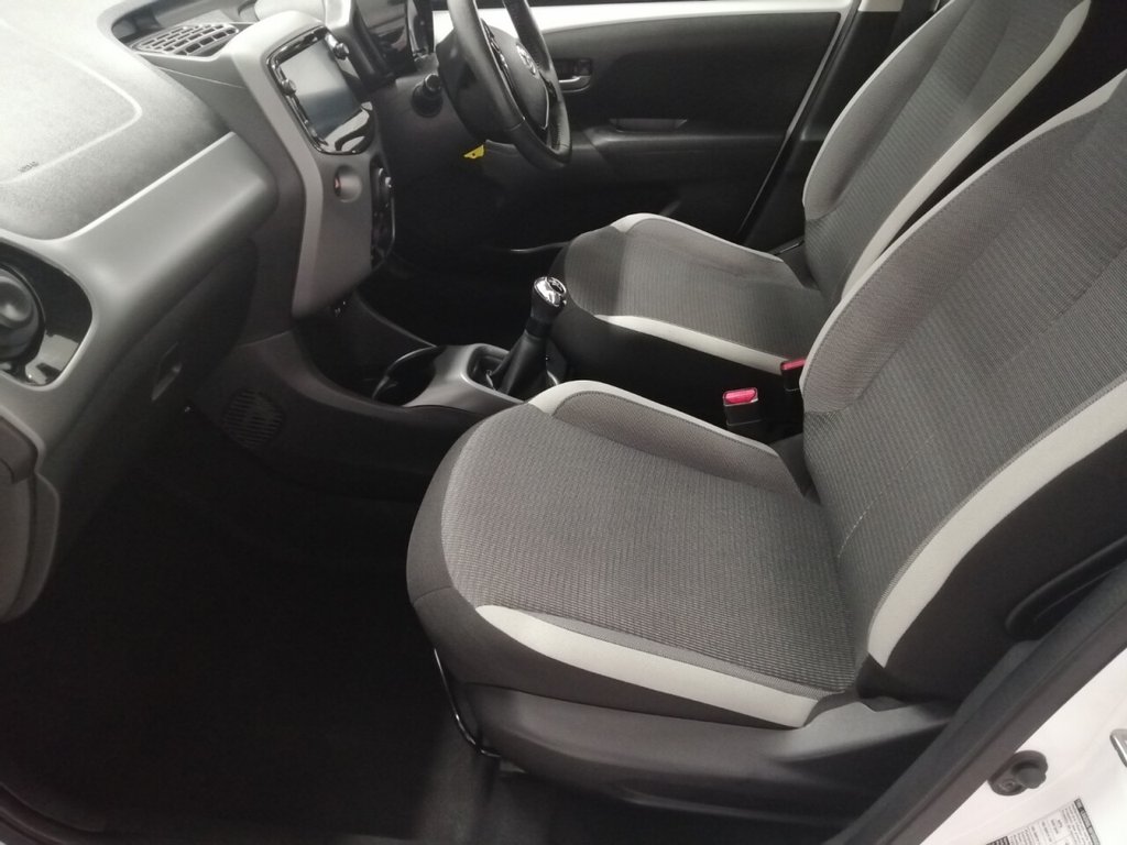Used Toyota AYGO 2021 for sale - 76210589: Photo 12