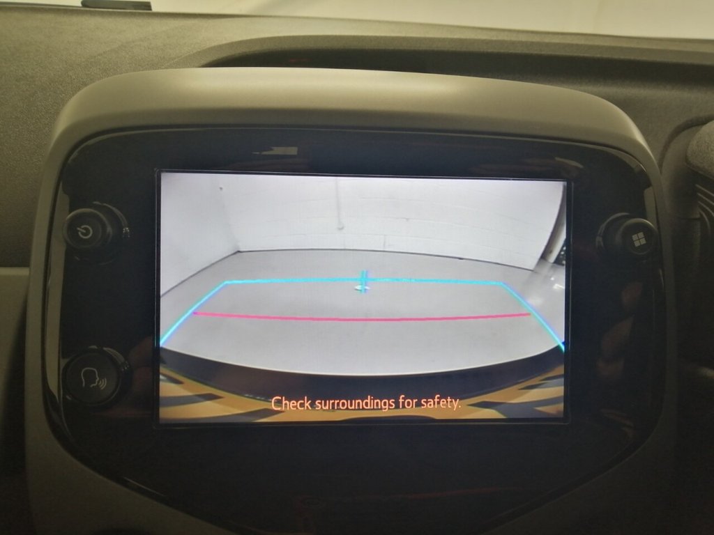 Used Toyota AYGO 2021 for sale - 76210589: Photo 24