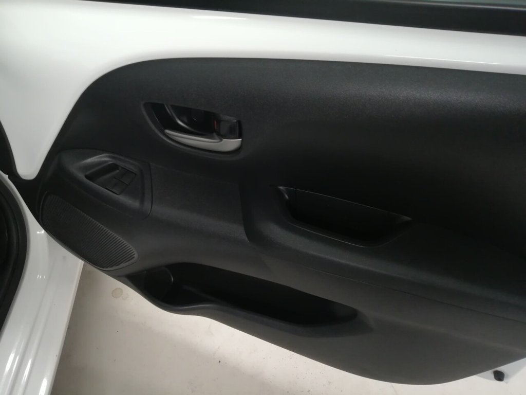 Used Toyota AYGO 2021 for sale - 76210589: Photo 43