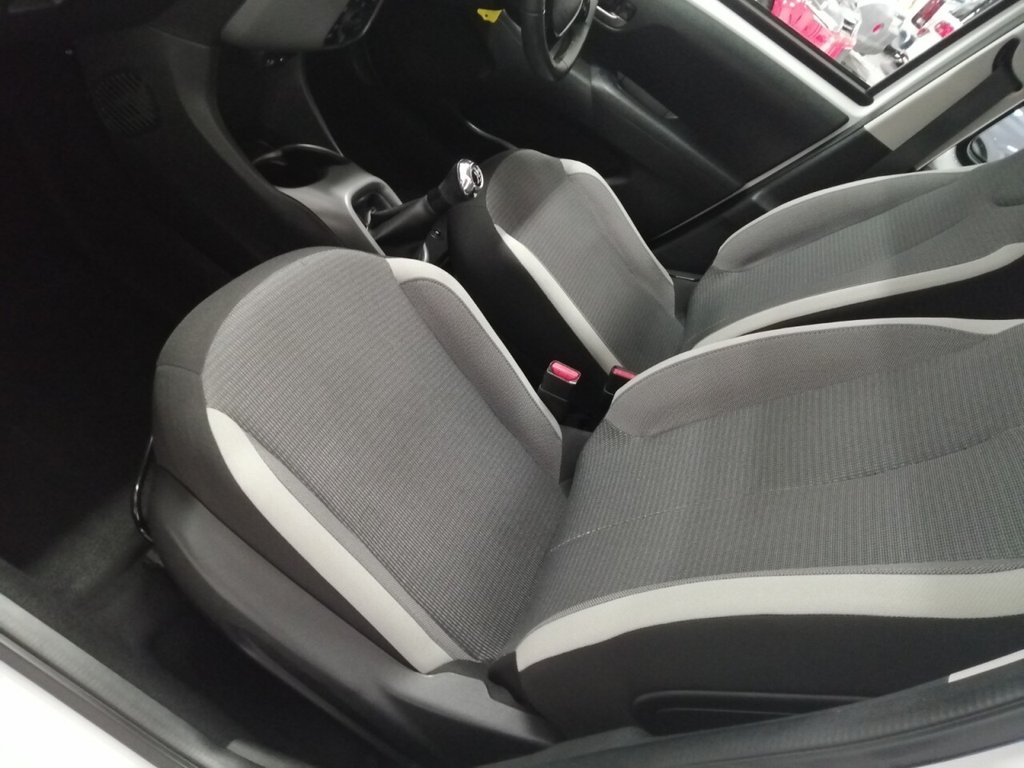 Used Toyota AYGO 2021 for sale - 76210589: Photo 45