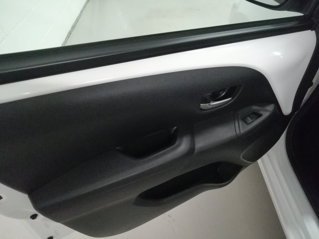 Used Toyota AYGO 2021 for sale - 76210589: Photo 46