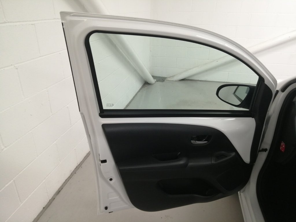 Used Toyota AYGO 2021 for sale - 76210589: Photo 47