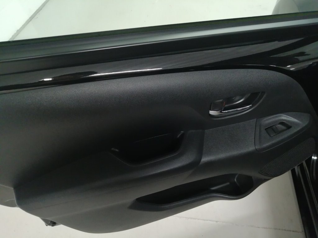 Used Toyota AYGO 2018 for sale - 76711083: Photo 40