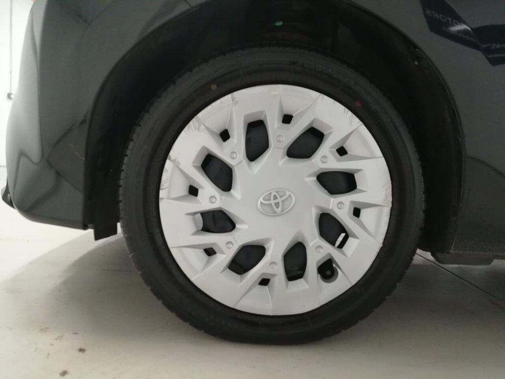 Used Toyota AYGO 2018 for sale - 76711083: Photo 49