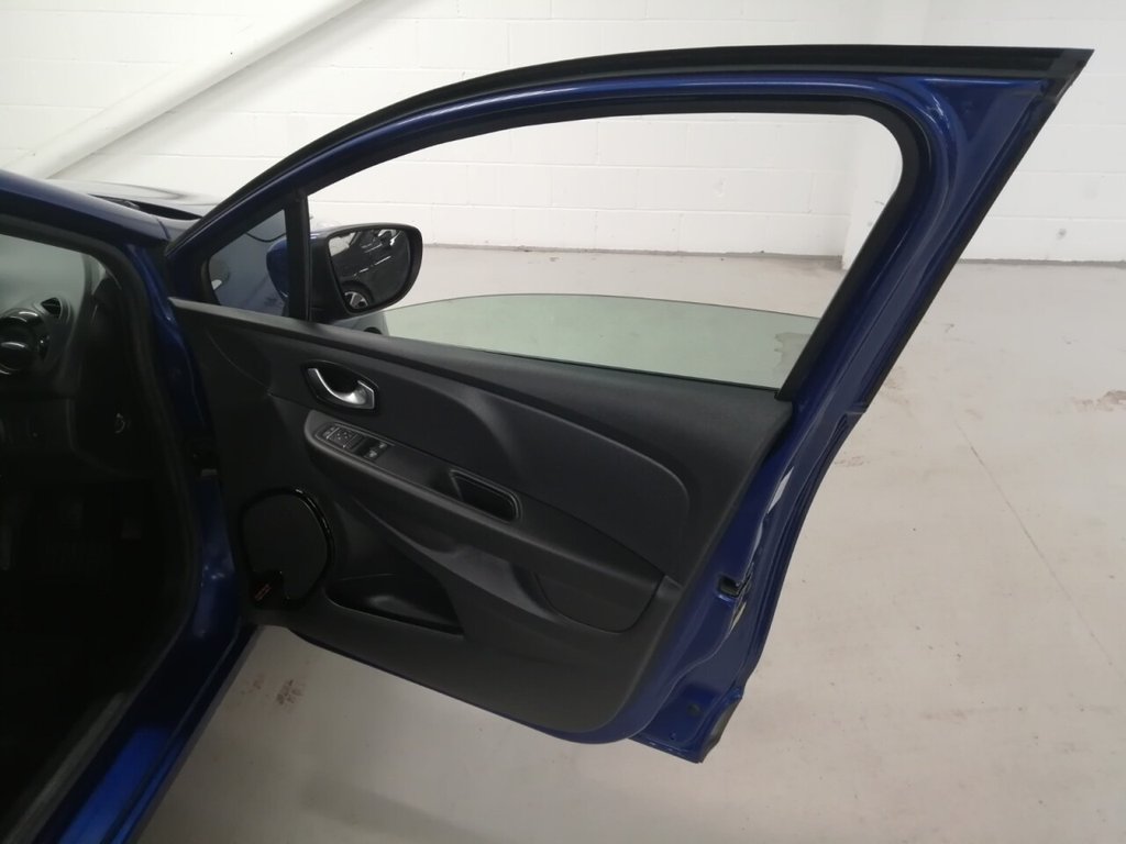 Used Renault Clio 2018 for sale - 77072441: Photo 36