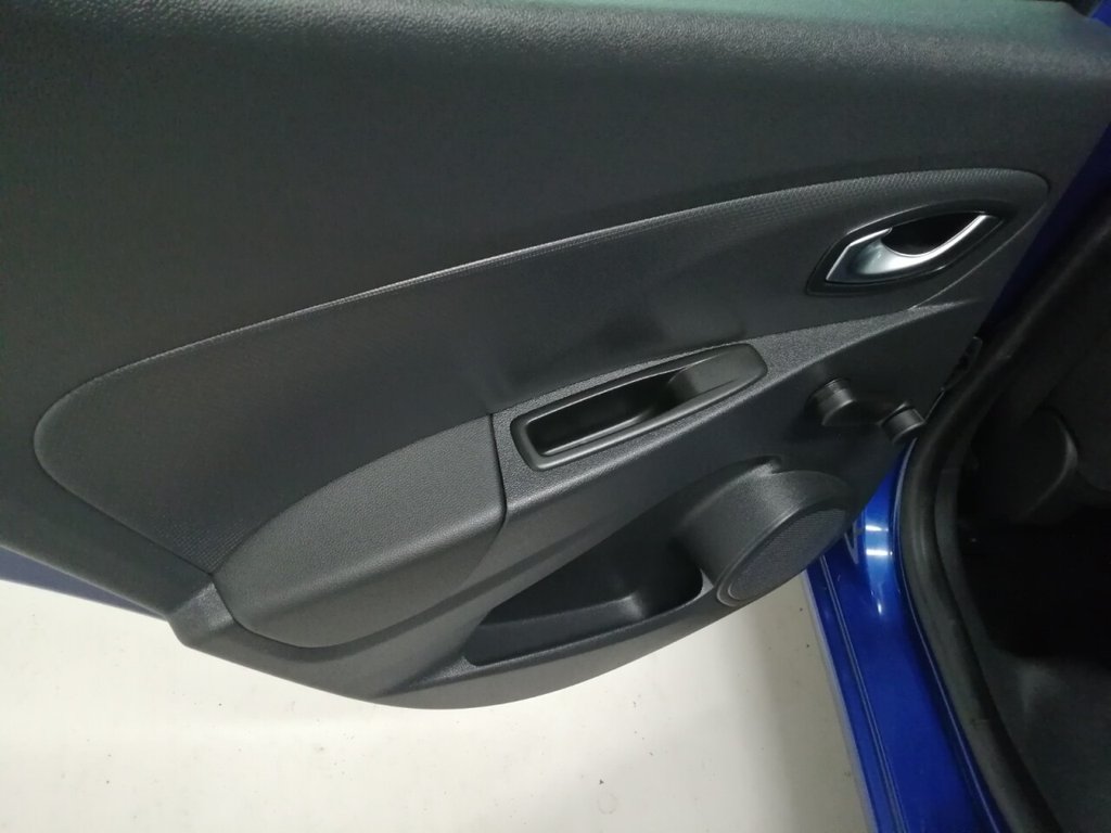 Used Renault Clio 2018 for sale - 77072441: Photo 44