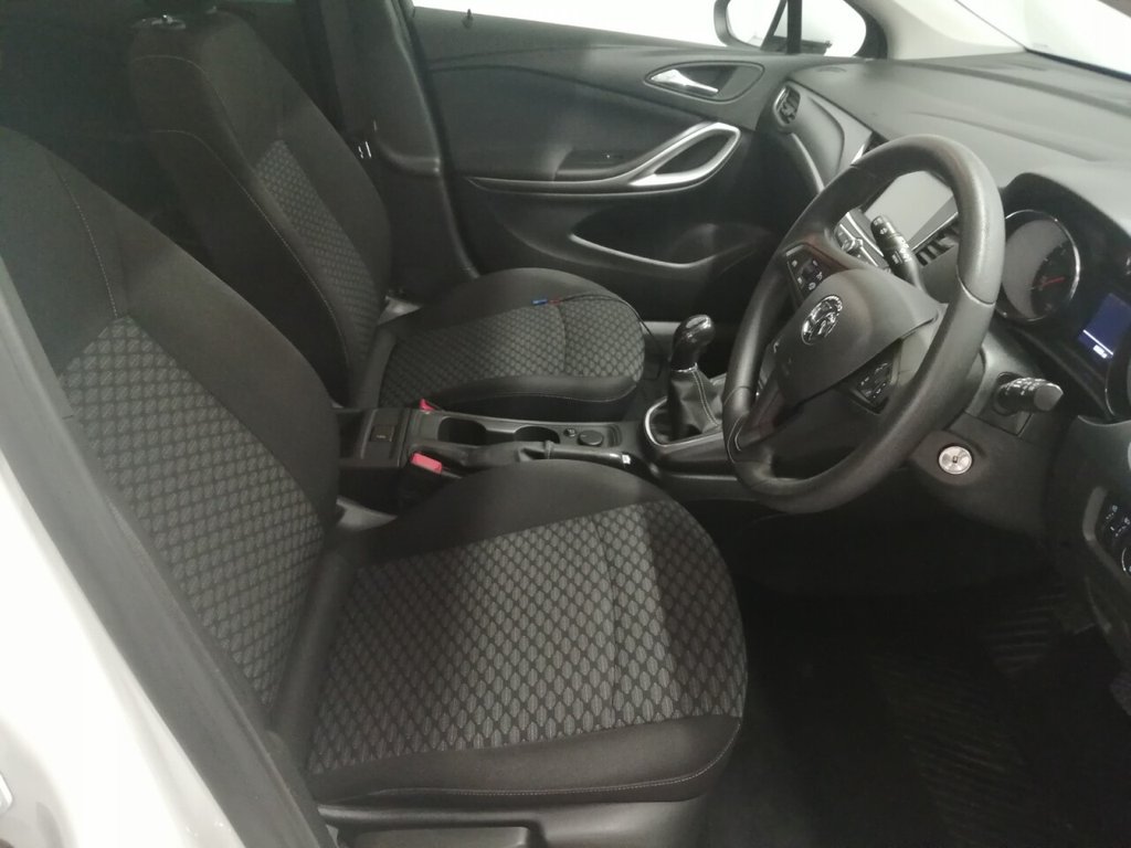 Used Vauxhall Astra 2018 for sale - 76454177: Photo 10