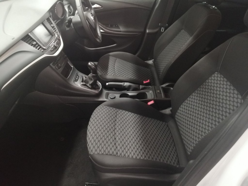 Used Vauxhall Astra 2018 for sale - 76454177: Photo 11