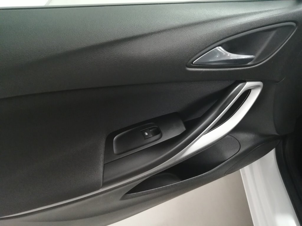 Used Vauxhall Astra 2018 for sale - 76454177: Photo 38