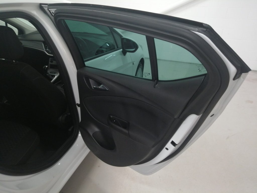 Used Vauxhall Astra 2018 for sale - 76454177: Photo 42