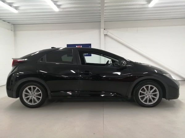 Used Honda Civic 2015 for sale - 76210190: Photo 26