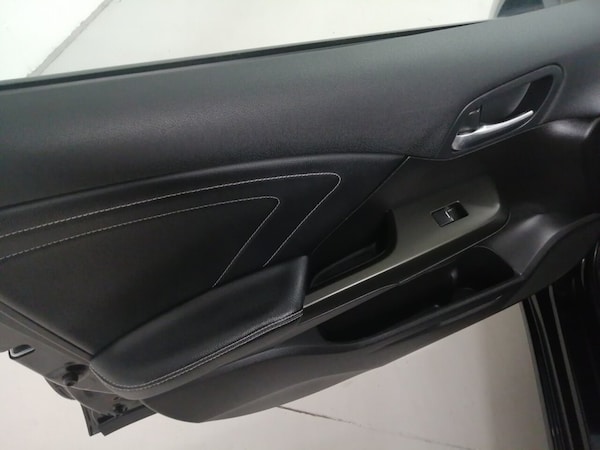 Used Honda Civic 2015 for sale - 76210190: Photo 40
