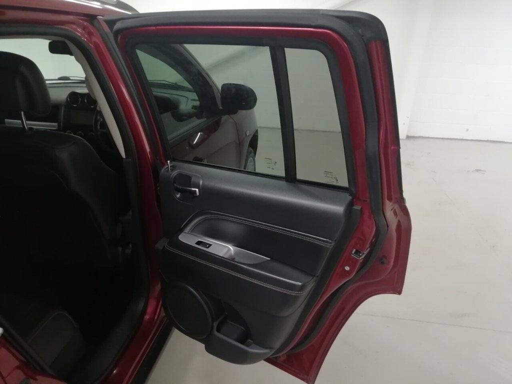 Used Jeep Compass 2013 for sale - 77341225: Photo 47