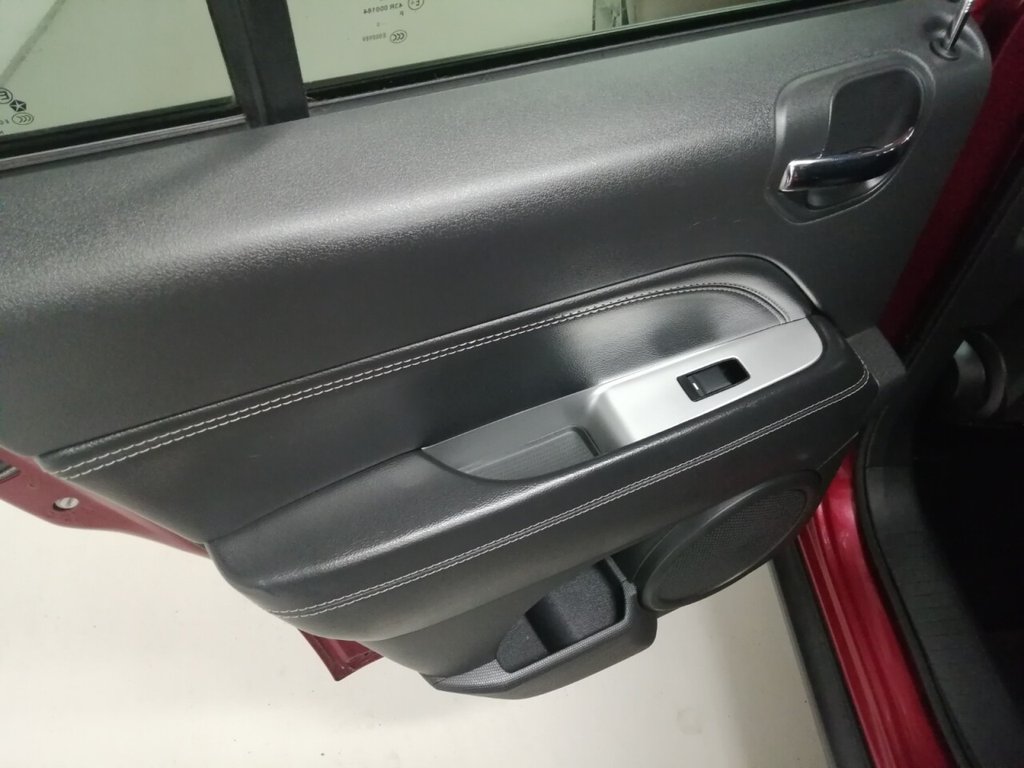 Used Jeep Compass 2013 for sale - 77341225: Photo 49