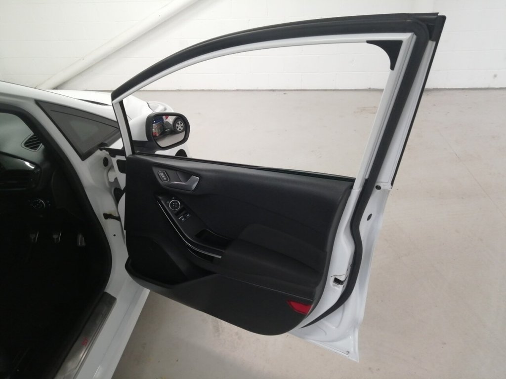 Used Ford Fiesta 2019 for sale - 78002383: Photo 39