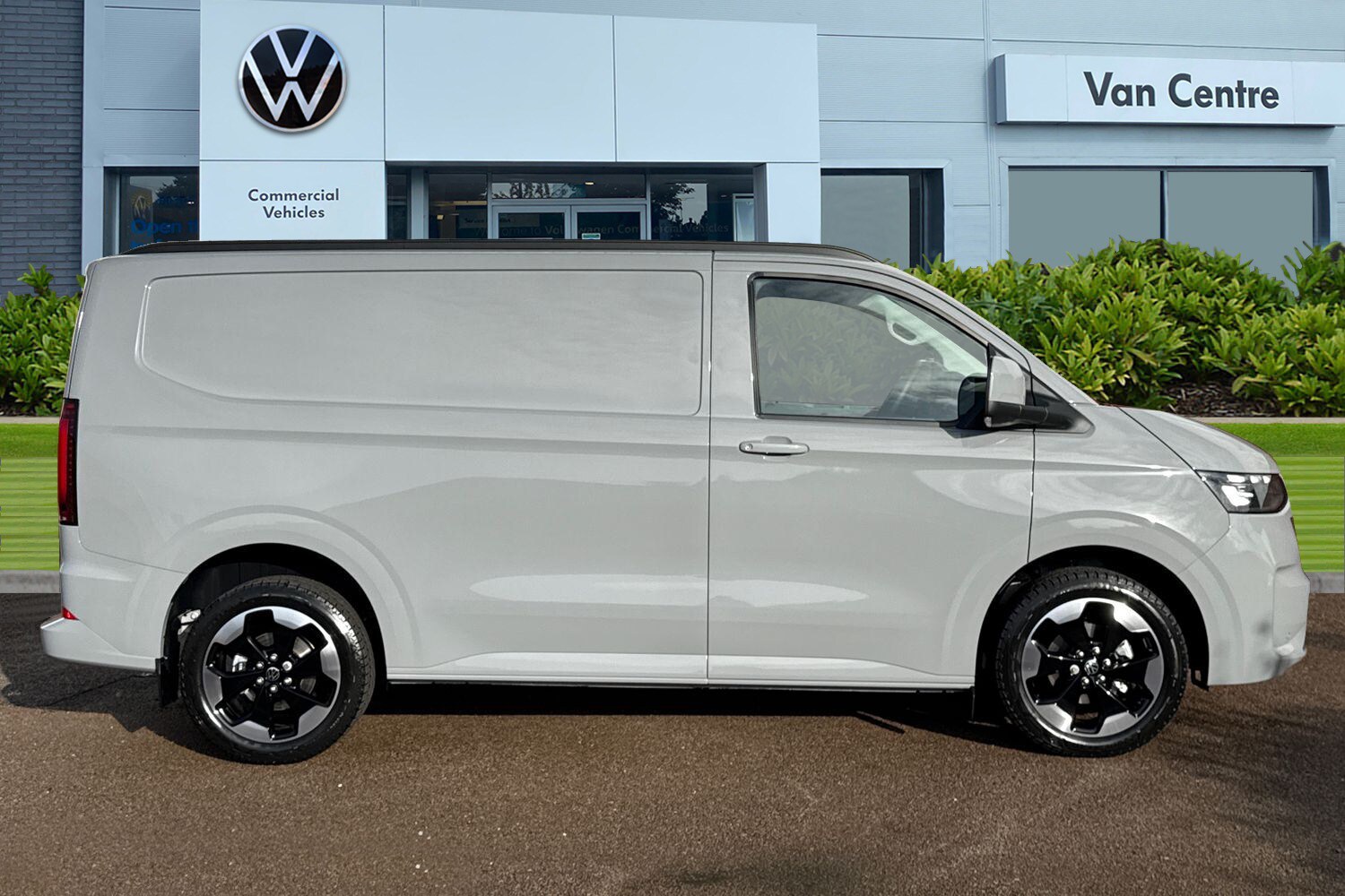 Used Volkswagen Transporter 2026 for sale - 77361896: Photo 3