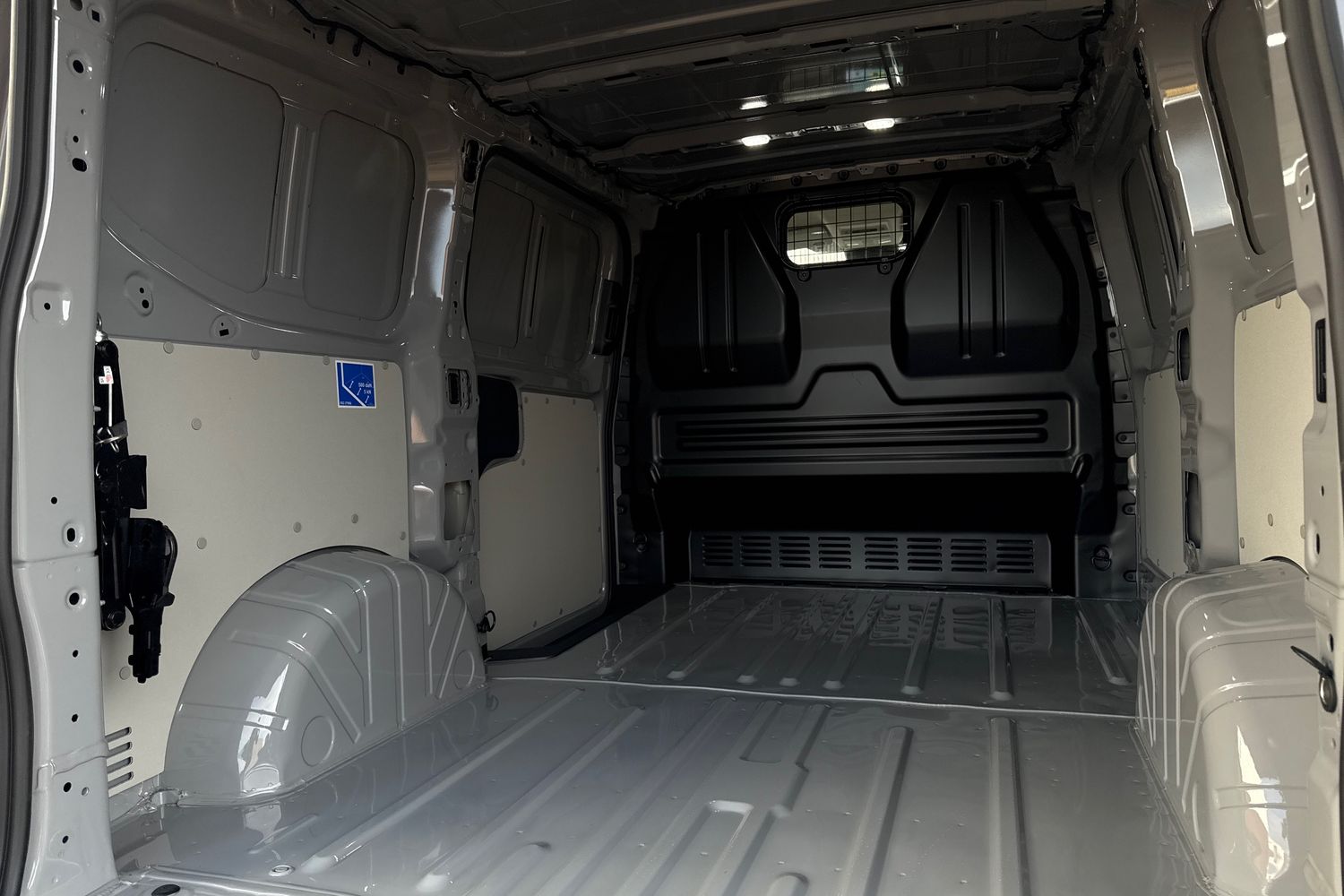 Used Volkswagen Transporter 2026 for sale - 77361896: Photo 41