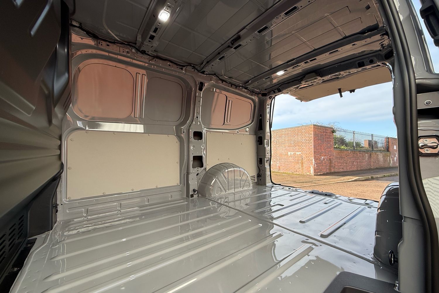 Used Volkswagen Transporter 2026 for sale - 77361896: Photo 44