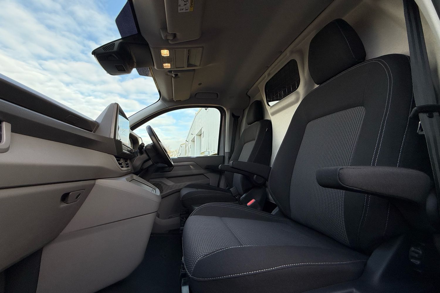 Used Volkswagen Transporter 2026 for sale - 77361896: Photo 52