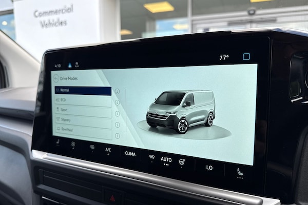 Used Volkswagen Transporter 2025 for sale - 76320441: Photo 47