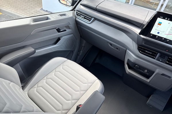 Used Volkswagen Transporter 2025 for sale - 76320441: Photo 53